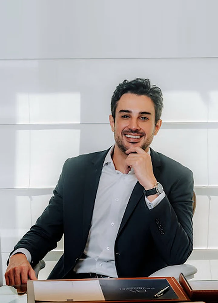 Dr. Bruno Akel